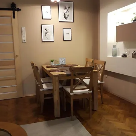 Hangulat Apartman *
